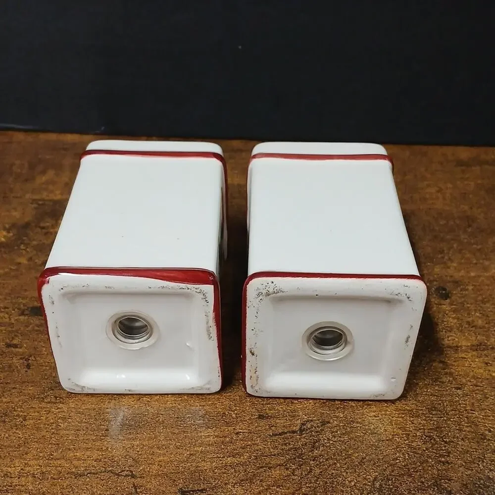 Farmhouse Salt & Pepper Shakers, Pig & Cow Farm Animal Decor